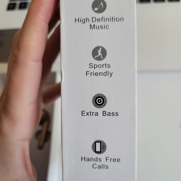 Wireless ear buds - Bluetooth compatible - Picture 4 of 7